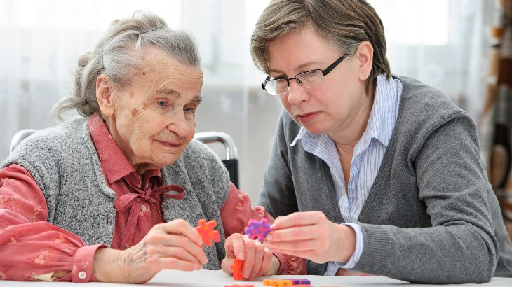 respite care image of nurse helping elderly woman from rome health hospital near rome ny