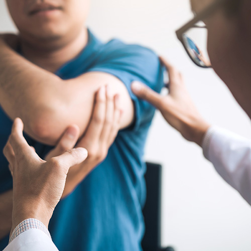 Physical Medicine and Rehab Physicians image of people talking at rome health near rome ny